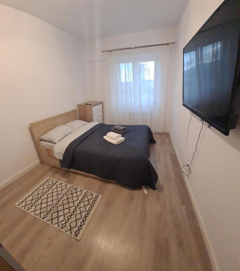 Iulius Grand Residence Apartment Iasi Exteriör bild